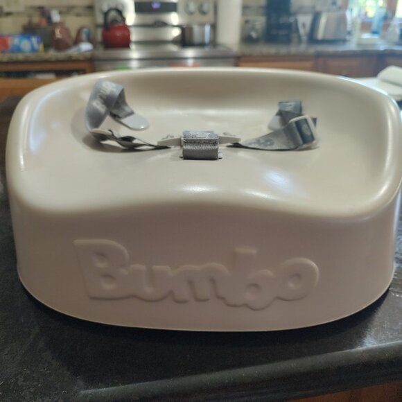 Bumbo Booster Seat 3 in 1 product - Picture 1 of 3